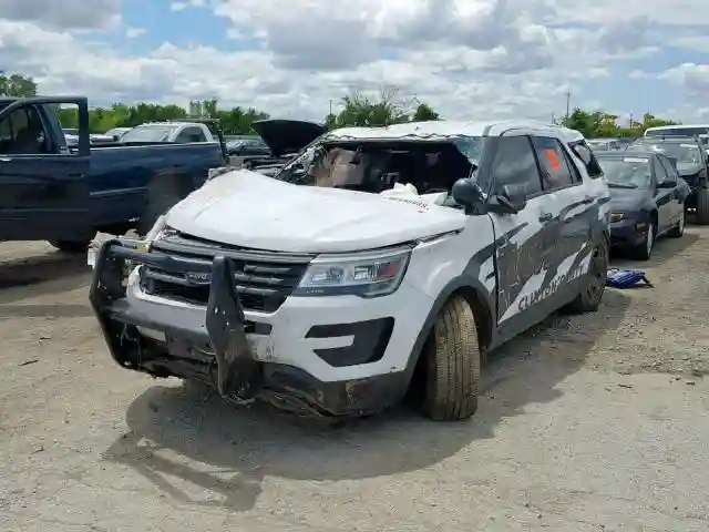 1FM5K8AR2GGB13487 2016 FORD EXPLORER POLICE INTERCEPTOR-1