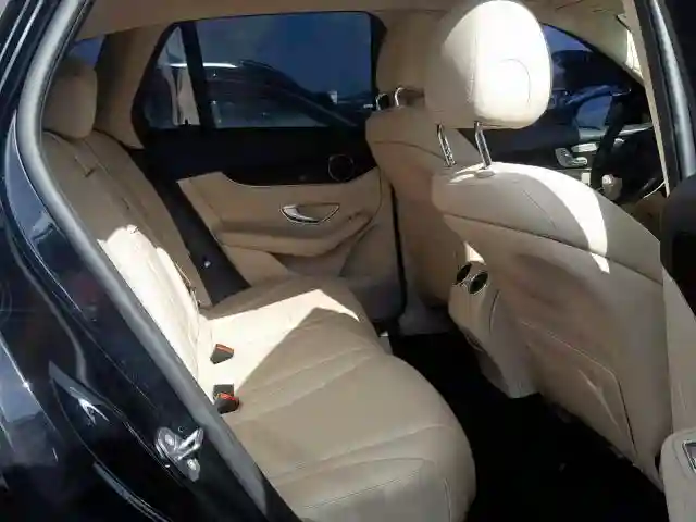 WDC0G4JB6GF092767 2016 MERCEDES-BENZ GLC 300-5