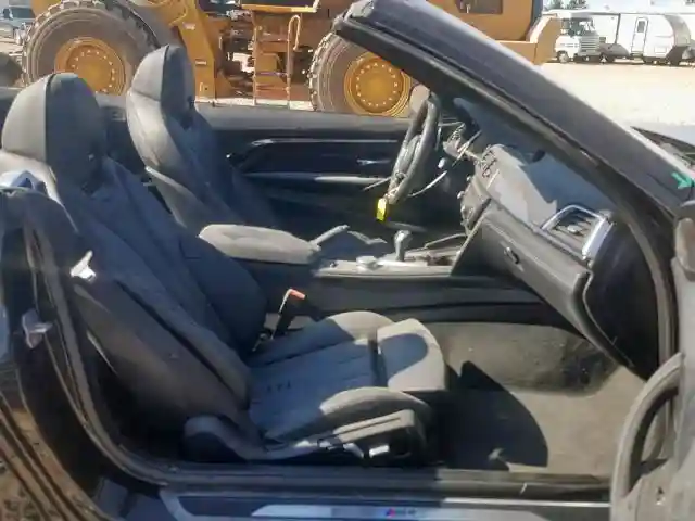WBS4Z9C50JED22334 2018 BMW M4-4