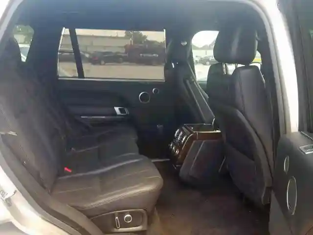 SALGS5FE8HA322585 2017 LAND ROVER RANGE ROVER SUPERCHARGED-5