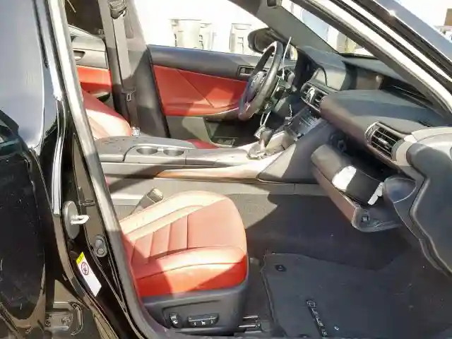 JTHBA1D29J5077752 2018 LEXUS IS 300-4