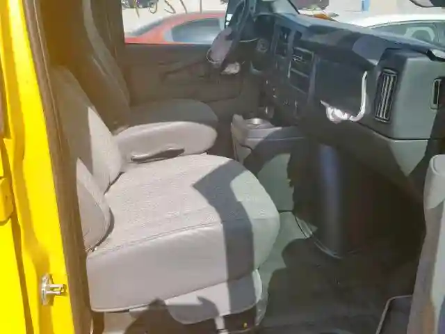 QGCWGAFP6J1312075 2018 CHEVROLET EXPRESS G2-4