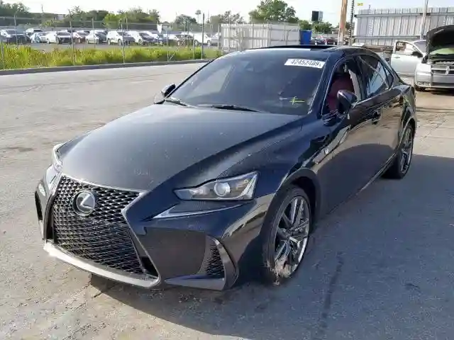 JTHBA1D29J5077752 2018 LEXUS IS 300-1