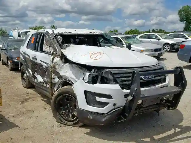 1FM5K8AR2GGB13487 2016 FORD EXPLORER POLICE INTERCEPTOR-0