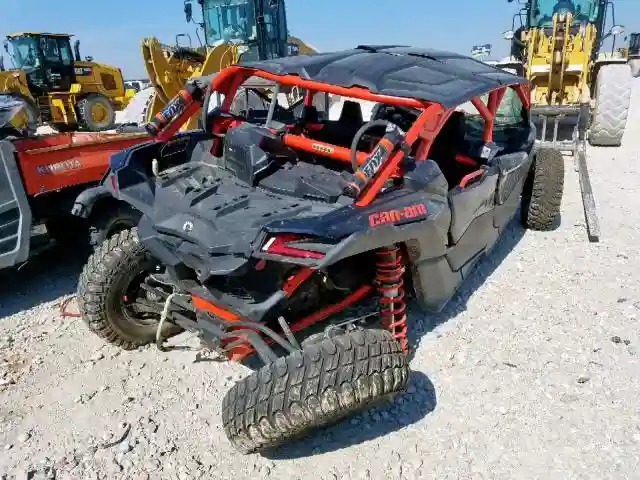 3JBVNAW47JK003353 2018 CAN-AM MAVERICK X3 MAX X RS TURBO R-3