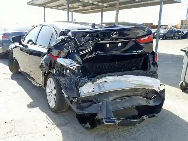 JTHBA1D21G5038498 2016 LEXUS IS 200T-2