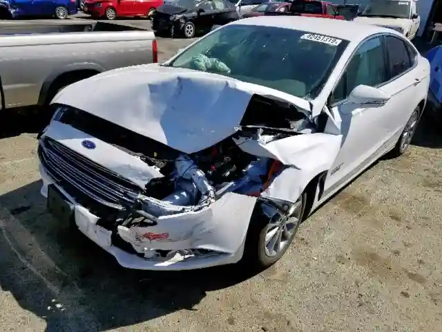 3FA6P0PU8JR177451 2018 FORD FUSION SE PHEV-1