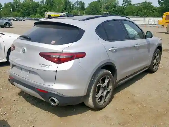 ZASFAKNN1J7B94691 2018 ALFA ROMEO STELVIO TI SPORT-3