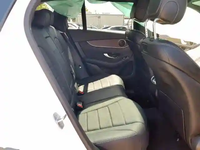 WDC0G4JB4JV023783 2018 MERCEDES-BENZ GLC 300-5