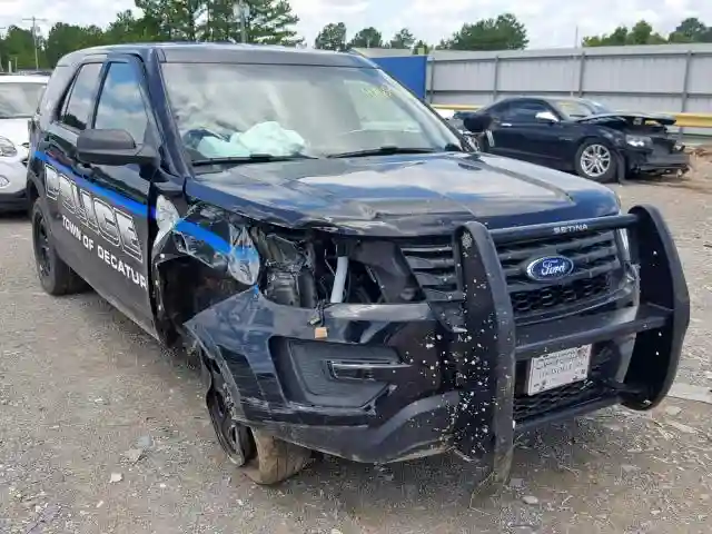 1FM5K8AR8HGB34197 2017 FORD EXPLORER POLICE INTERCEPTOR-0