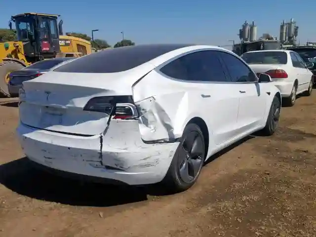 5YJ3E1EAXJF040210 2018 TESLA MODEL 3-3