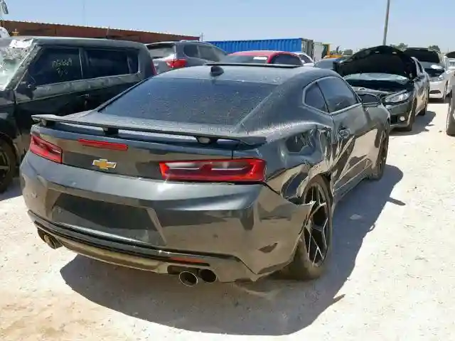 1G1FH1R77J0150612 2018 CHEVROLET CAMARO SS-3