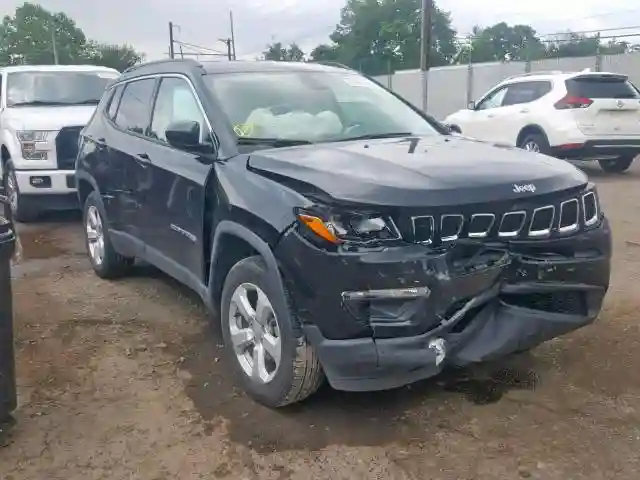 3C4NJDBB6JT398487 2018 JEEP COMPASS LATITUDE-0