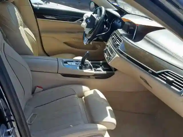 WBA7E2C53GG714612 2016 BMW 740 I-4