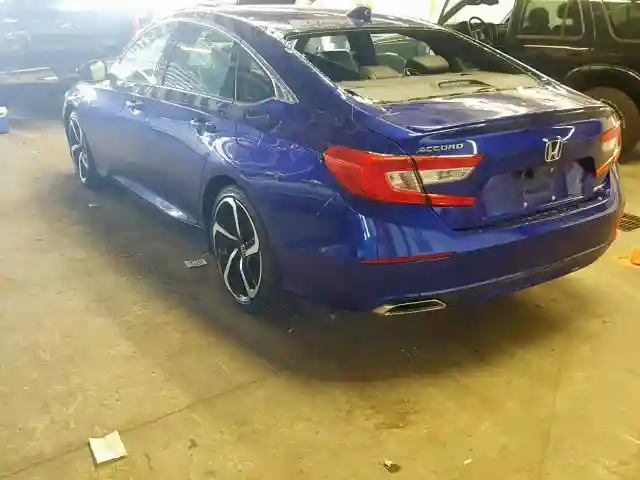 1HGCV1F3XJA153228 2018 HONDA ACCORD SPORT-2