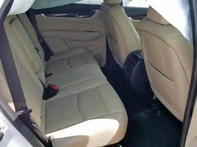 1GYKNDRS3HZ152734 2017 CADILLAC XT5 LUXURY-5