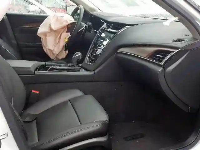1G6AX5SX5J0112983 2018 CADILLAC CTS LUXURY-4