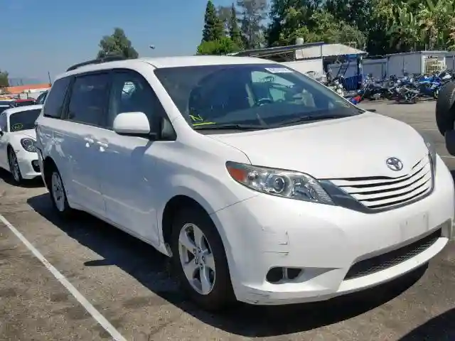5TDKK3DC7GS748132 2016 TOYOTA SIENNA LE-0