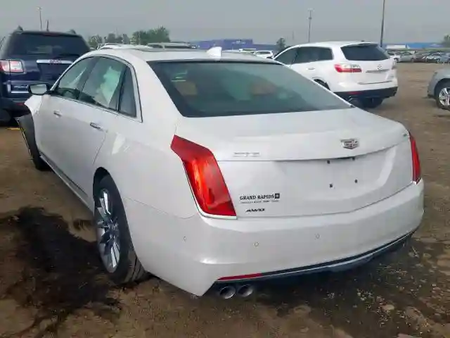 1G6KD5RSXGU165512 2016 CADILLAC CT6 LUXURY-2