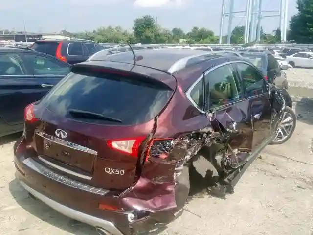 JN1BJ0RR3GM265136 2016 INFINITI QX50-3