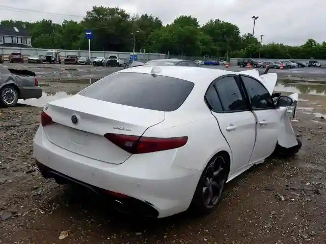 ZARFAECN9J7569424 2018 ALFA ROMEO GIULIA TI-3