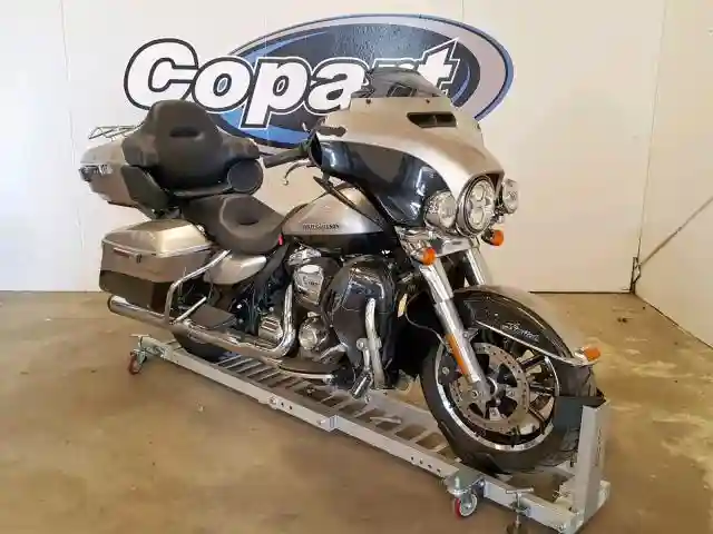 1HD1KED16JB678206 2018 HARLEY-DAVIDSON FLHTK ULTRA LIMITED-0