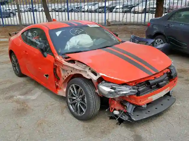 JF1ZNAA17H9708409 2017 TOYOTA 86 BASE-0