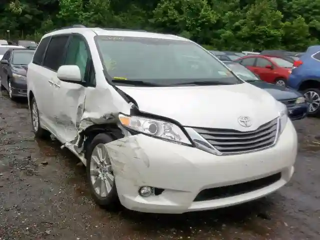 5TDDK3DC2FS106523 2015 TOYOTA SIENNA XLE-0