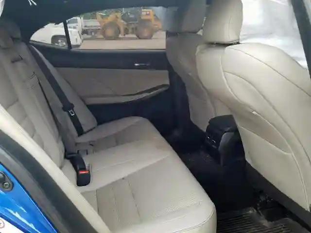 JTHCM1D25G5003927 2016 LEXUS IS 300-5