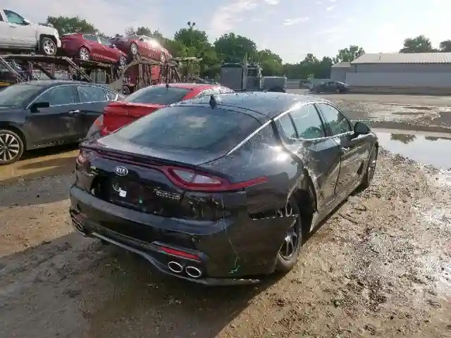 KNAE15LAXJ6036407 2018 KIA STINGER-3