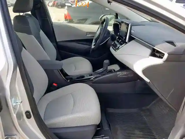 JTDEBRBE8LJ005233 2020 TOYOTA COROLLA LE-4
