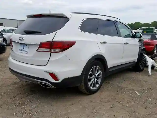 KM8SM4HF8JU277286 2018 HYUNDAI SANTA FE SE-3