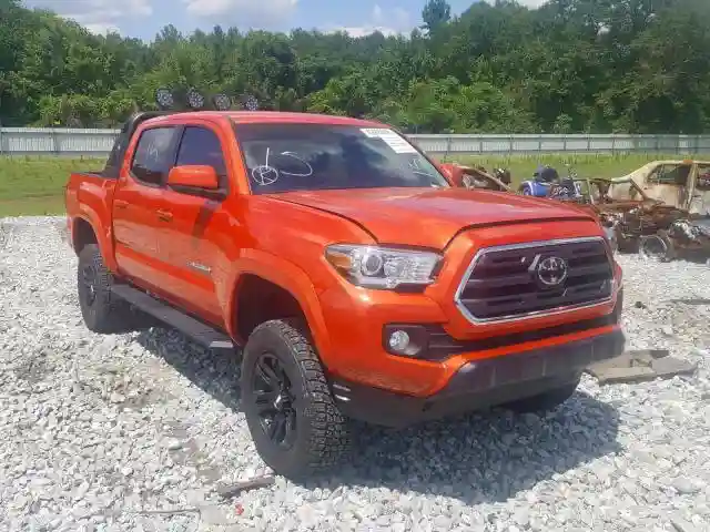 5TFAZ5CNXJX058527 2018 TOYOTA TACOMA DOUBLE CAB-0