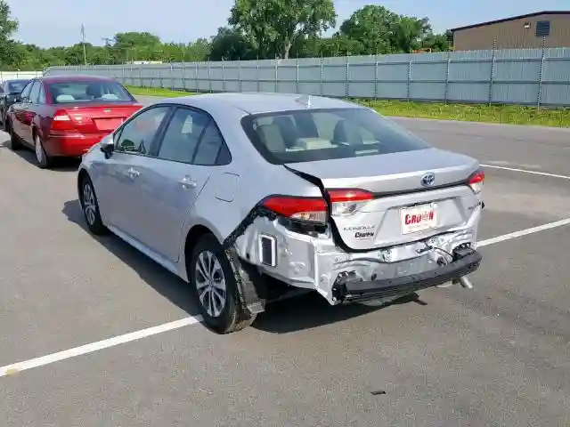 JTDEBRBE8LJ005233 2020 TOYOTA COROLLA LE-2