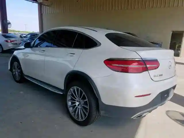 WDC0J4KB7JF355419 2018 MERCEDES-BENZ GLC COUPE 300 4MATIC-2