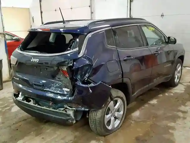 3C4NJDBB2JT116880 2018 JEEP COMPASS LATITUDE-3