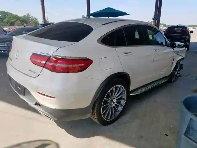 WDC0J4KB7JF355419 2018 MERCEDES-BENZ GLC COUPE 300 4MATIC-3