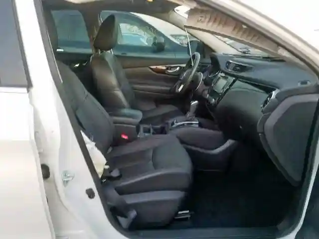 JN1BJ1CP1HW023867 2017 NISSAN ROGUE SPORT S-4