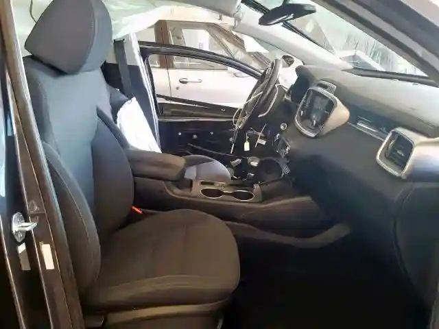 5XYPG4A32KG457948 2019 KIA SORENTO LX-4