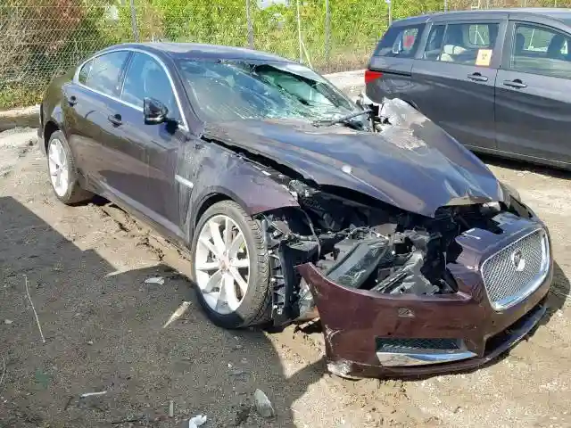 SAJWA0F77F8U68217 2015 JAGUAR XF 3.0 SPORT-0