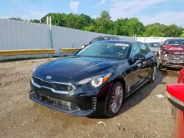 KNAE15LAXJ6036407 2018 KIA STINGER-1