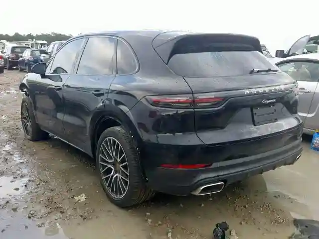 WP1AA2AY0KDA13214 2019 PORSCHE CAYENNE-2