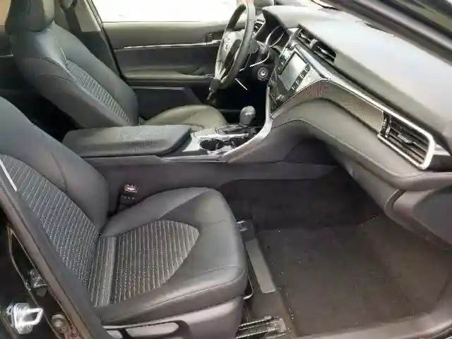 JTNB11HK1J3073259 2018 TOYOTA CAMRY L-4