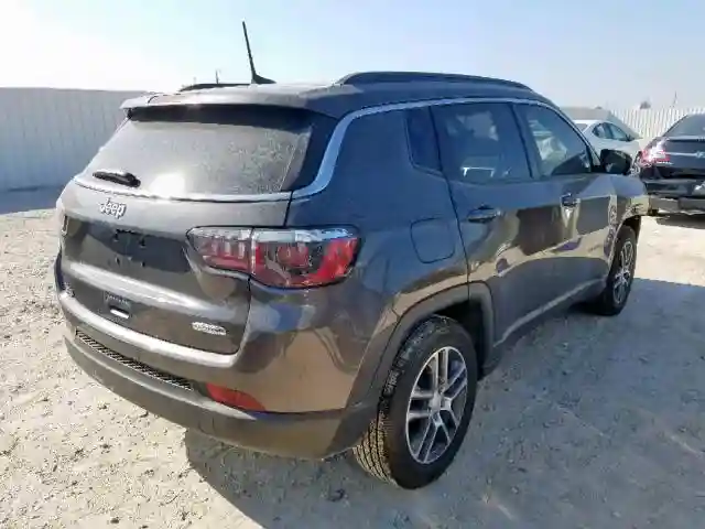 3C4NJCBB1KT715717 2019 JEEP COMPASS LATITUDE-3