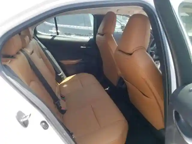 JTHU9JBH5K2005538 2019 LEXUS UX 250H-5