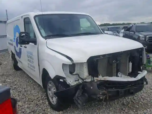 1N6BF0KM2JN800095 2018 NISSAN NV 1500 S-0