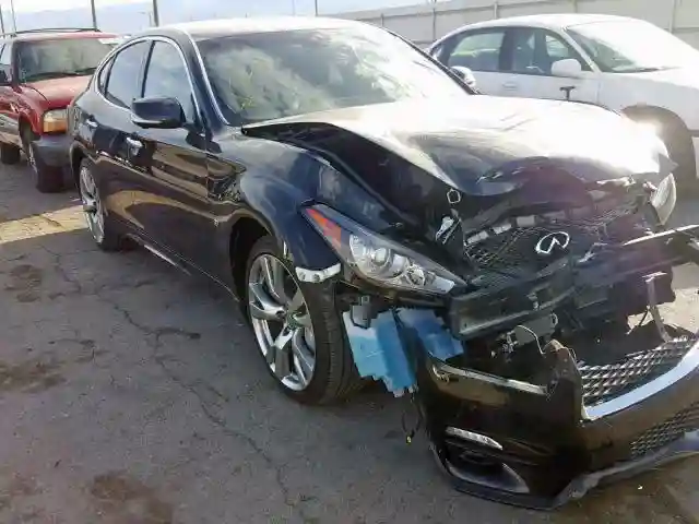 JN1BY1AR2HM770423 2017 INFINITI Q70 3.7-0