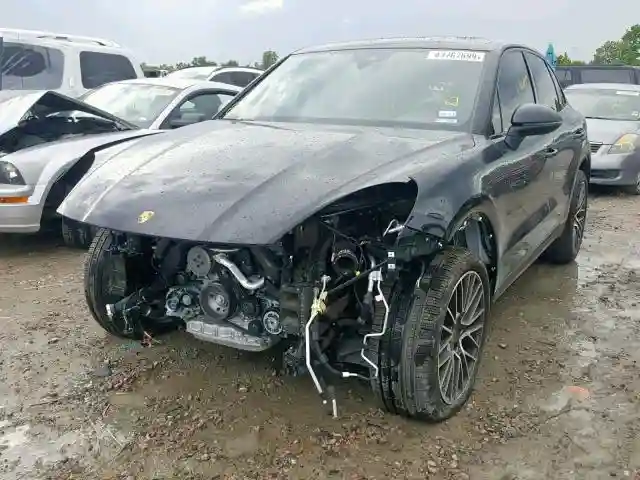 WP1AA2AY0KDA13214 2019 PORSCHE CAYENNE-1