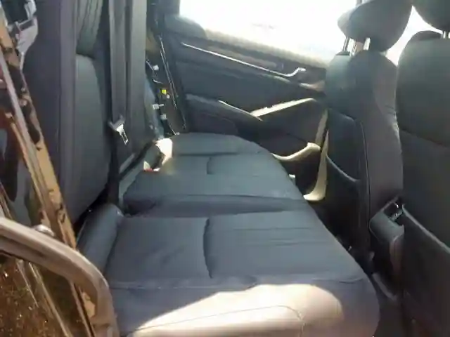 1HGCV3F93JA000268 2018 HONDA ACCORD HYBRID-5