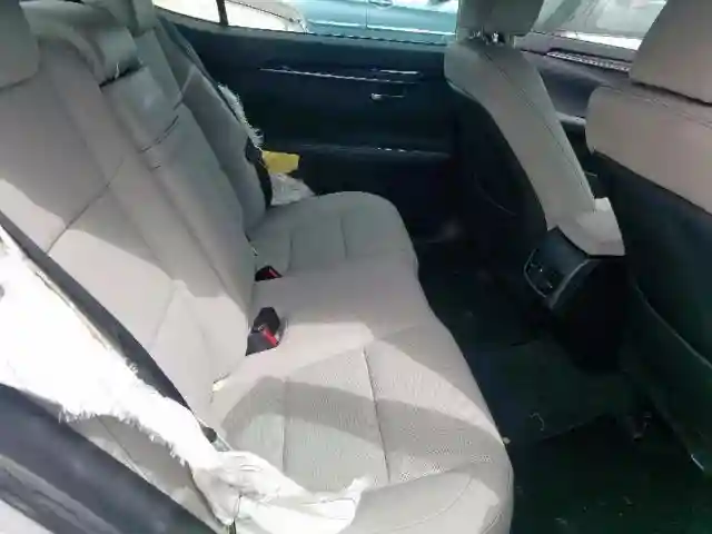 58ABK1GG9JU105680 2018 LEXUS ES 350-4